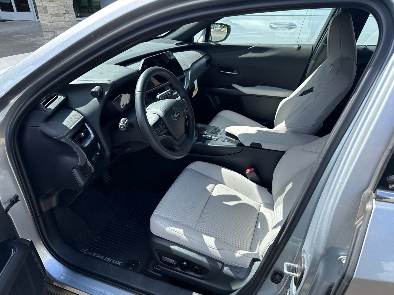 lexus ux hybrid 2026 JTHYBJAHXT2039239 image lexus ux hybrid 2026 JTHYBJAHXT2039239 image